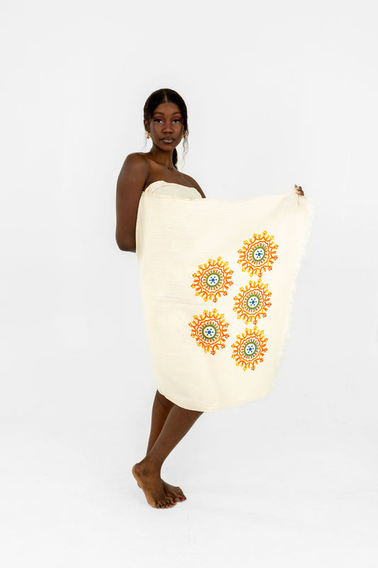 Serenity Towel – Radiant Mediterranean Elegance