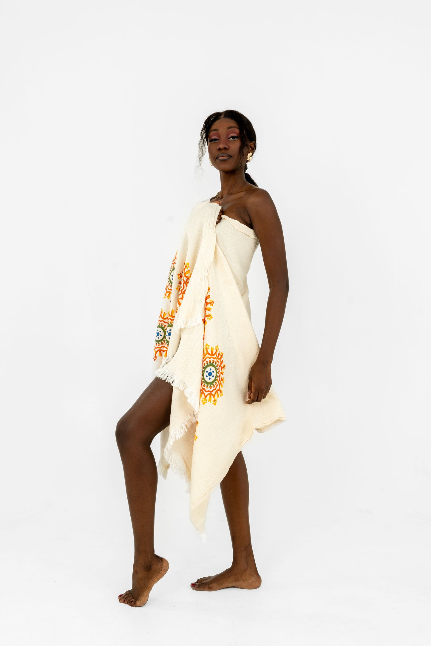 Serenity Towel – Radiant Mediterranean Elegance