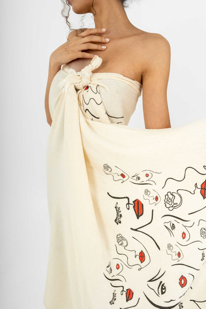 Maia Towel – Modern Artistic Luxury